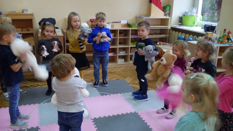 Światowy Dzień Pluszowego Misia w przedszkolu