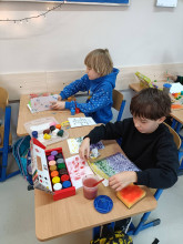 Klasa 1a z sercem dla Babć i Dziadków
